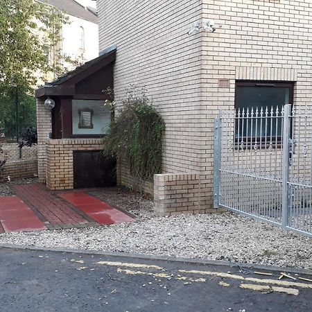 Bright City Centre House - Private Garden & Parking! Villa Glasgow Dış mekan fotoğraf